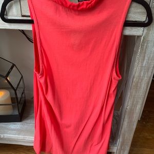 Splendid Tops - Splendid sleeveless blouse with two toned fabric Splendid Tops - Splendid sleeveless blouse with two toned fabric